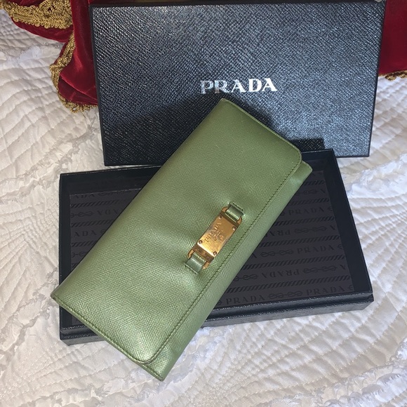 Authentic Prada long wallet - Picture 13 of 14
